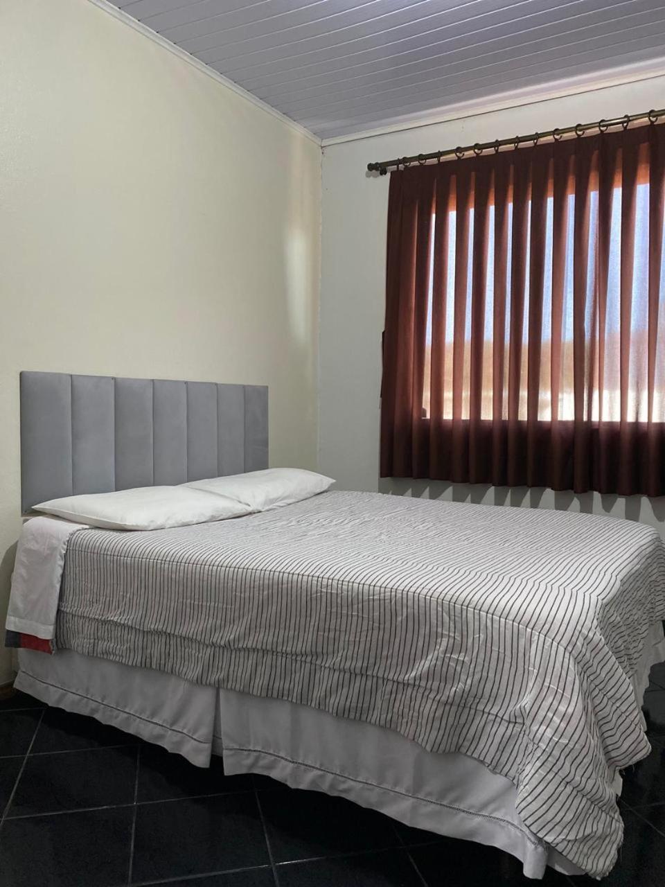 Hotel E Pousada Via Mar Itapocu Zewnętrze zdjęcie