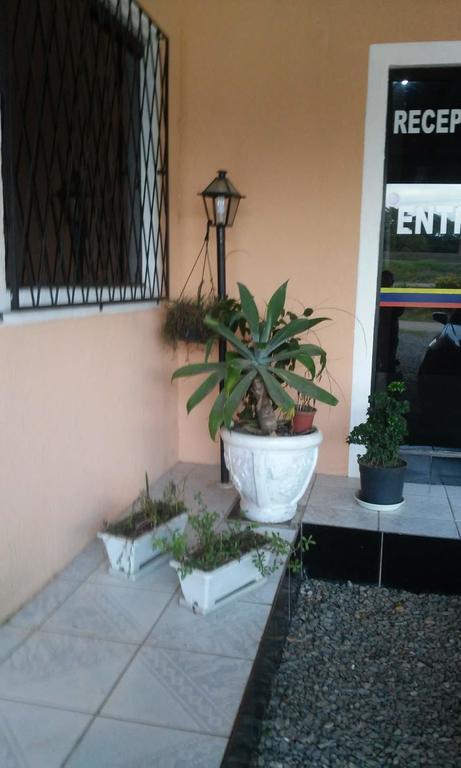 Hotel E Pousada Via Mar Itapocu Zewnętrze zdjęcie